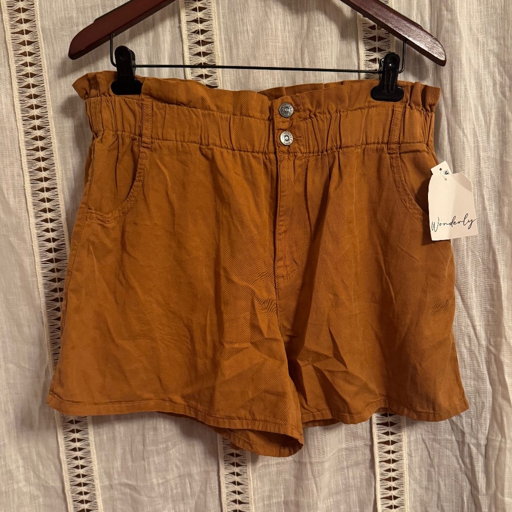 Wonderly Women's 14 Double Button Paper Bag Waist Shorts Copper NWT